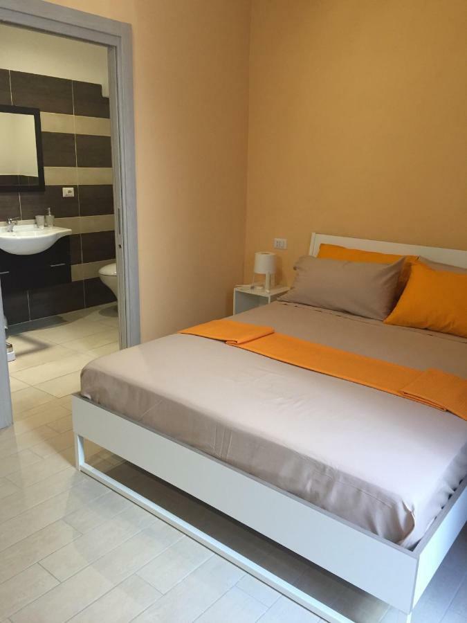 Al Corso Bed & Breakfast Каляри Екстериор снимка