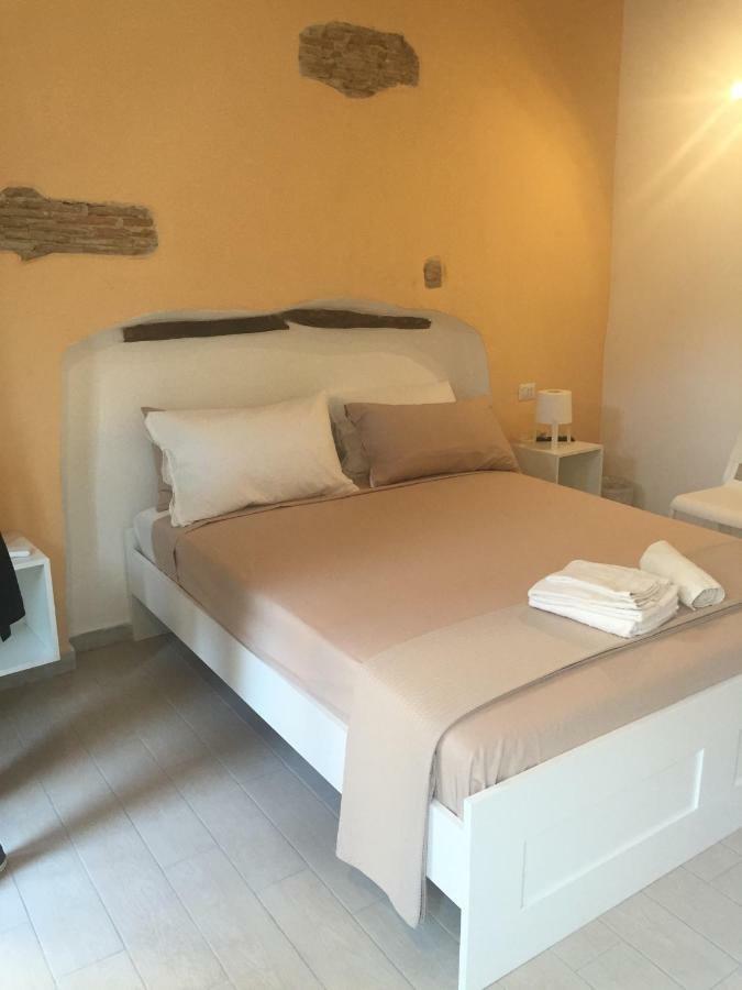 Al Corso Bed & Breakfast Каляри Екстериор снимка
