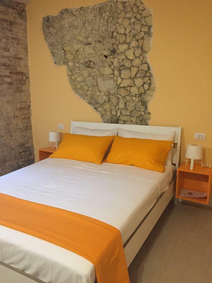 Al Corso Bed & Breakfast Каляри Екстериор снимка
