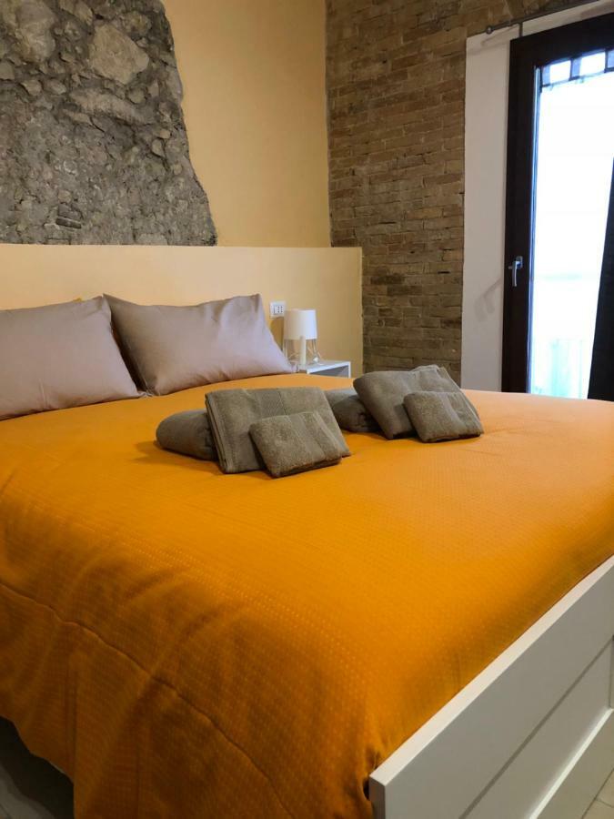 Al Corso Bed & Breakfast Каляри Екстериор снимка